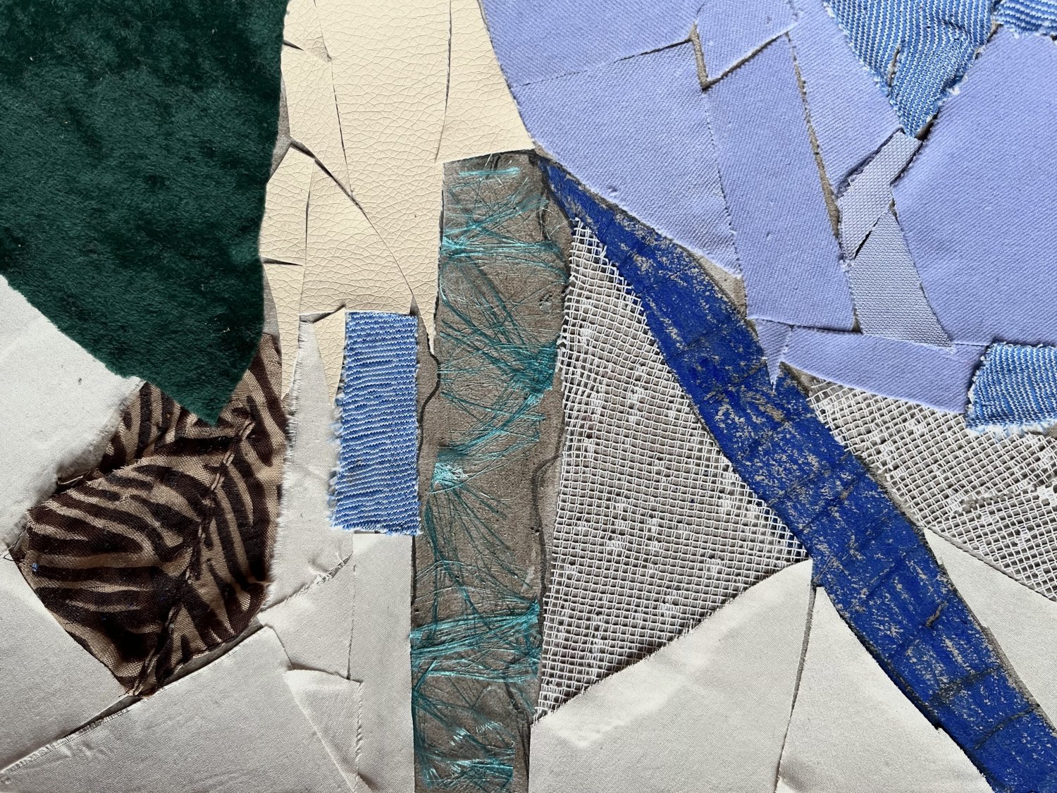 Wrocławskie tereny przy Odrze gdzie można pływać i żeglować. Uczeń w ciekawy sposób przedstawił teksturę wody.