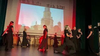 Występ zespołu Teatru Tańca dla Dzieci Dzyga.
