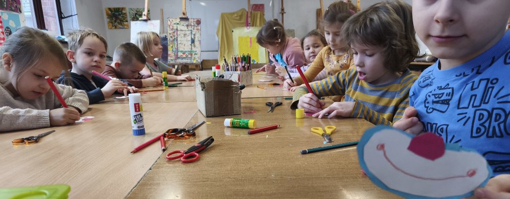 Karnawałowe zajęcia plastyczne